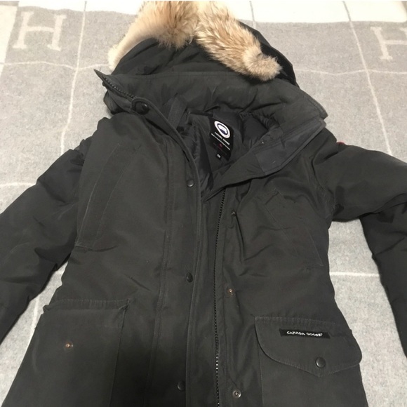 Trillium parka Canada goose winter jacket - Picture 3 of 8